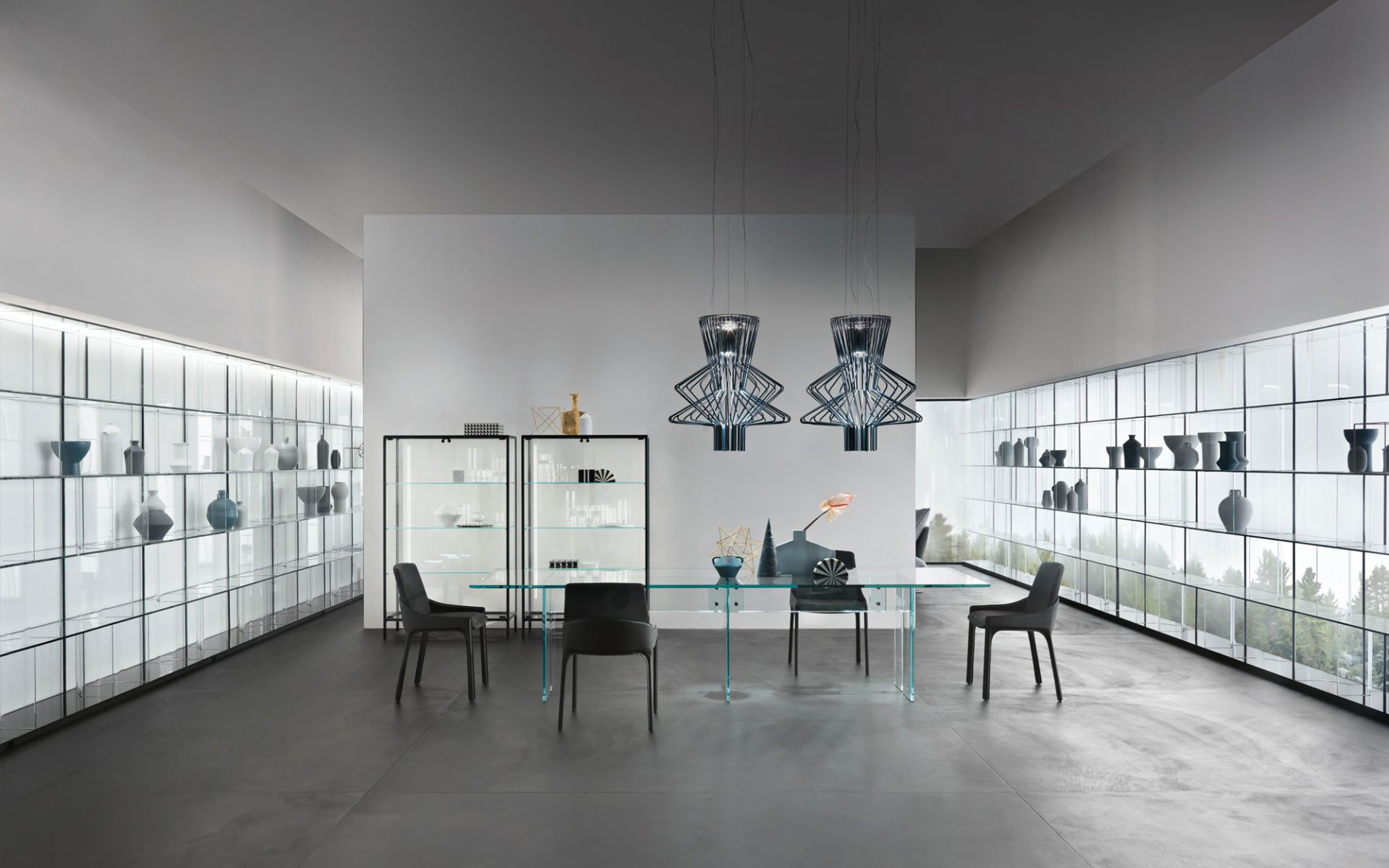 Cominelli complementi di Design e arredo Made in Italy. MOGG, FIAM, LIGNE ROSET, KARTELL, KRISTALIA